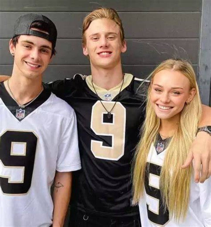 Corbyn Besson Siblings celebzbiography.com