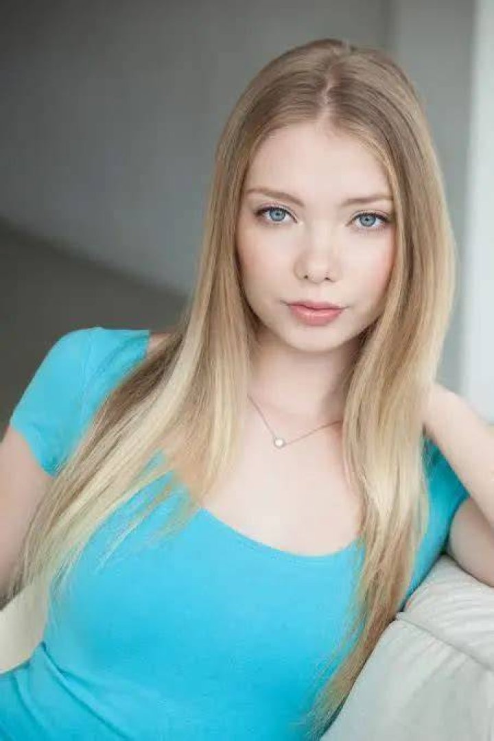 Emilia McCarthy Net Worth