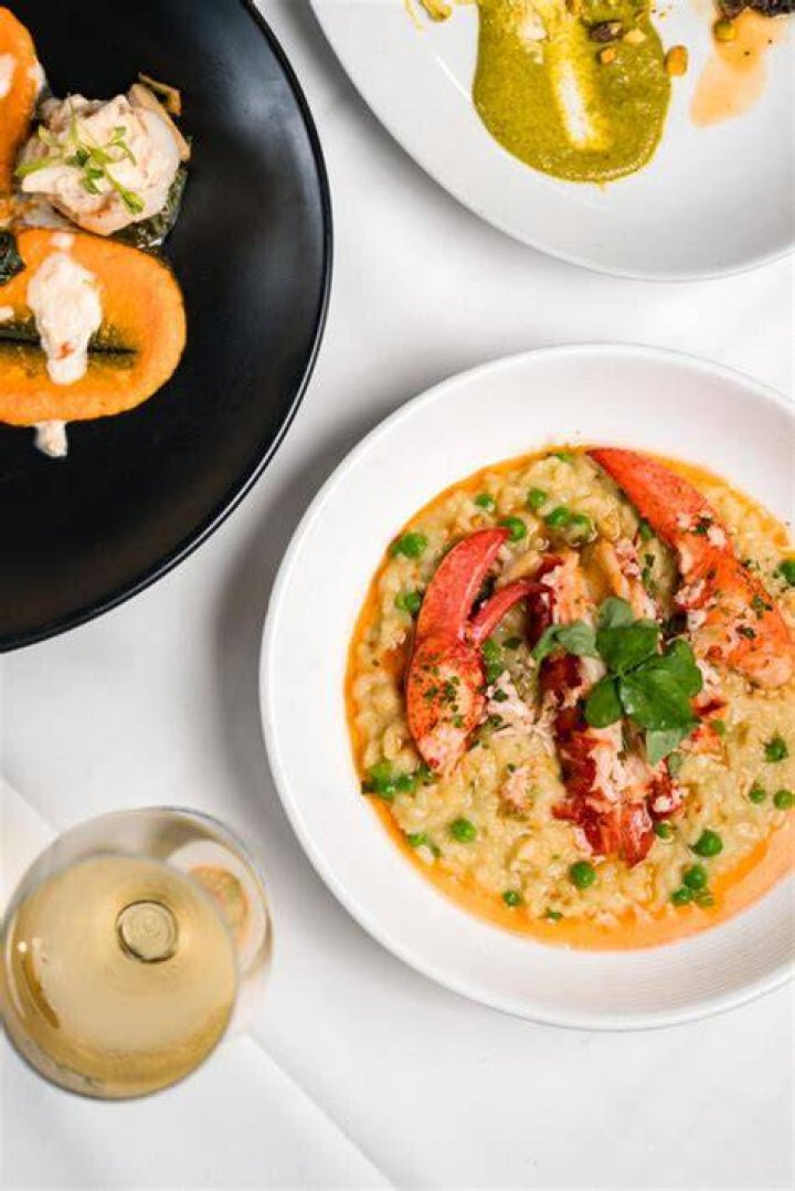 How Expensive Is Dinner At Hell’S Kitchen? – Celebrity