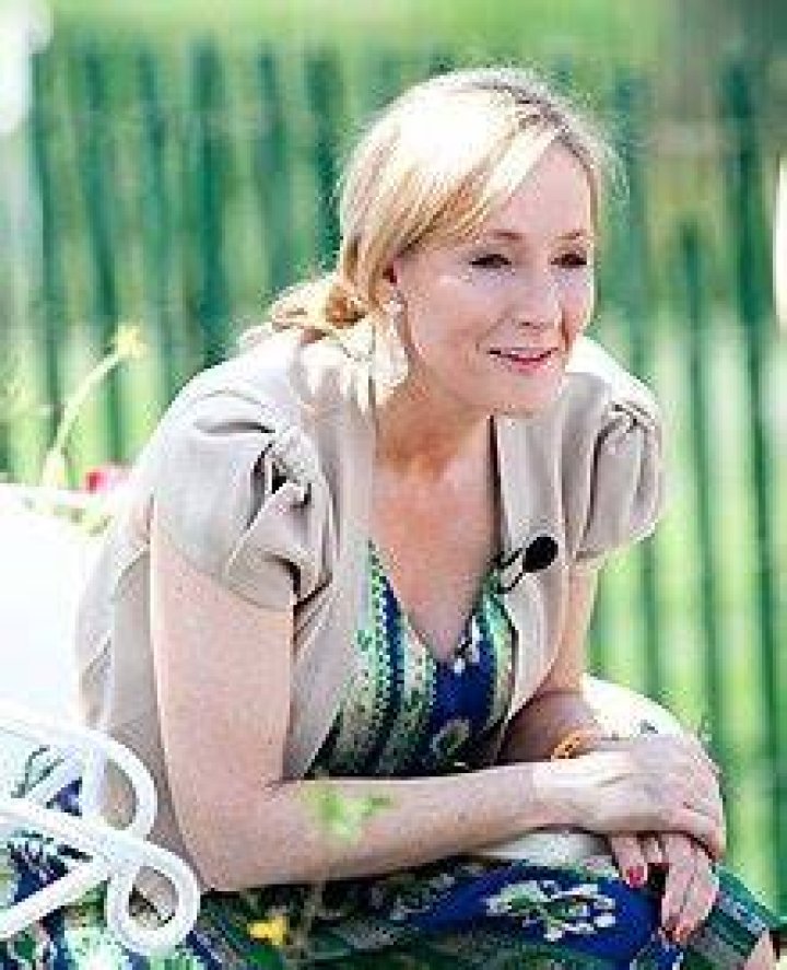 
How Much Money Does J. K. Rowling Make? Latest Income Salary
